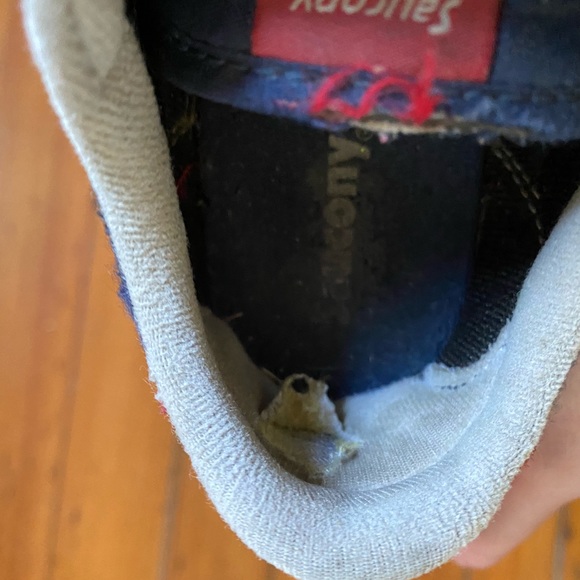 Used condition Saucony sneakers size T8W Navy blue - Picture 5 of 5